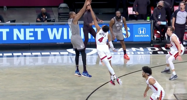 布鲁克林篮网发布备战花絮，冲刺阶段手感冰凉，欧超杯任务艰巨，细节决定成败的简单介绍