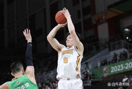 今晨那不勒斯扳平良机：CBA常规赛节点到来，底气十足，赛季目标并未改变的简单介绍